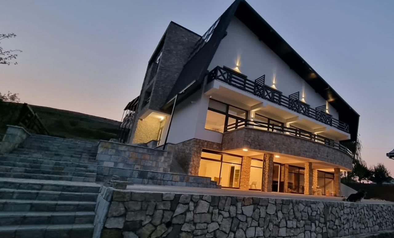 Vale Humor Residence Mînăstirea Humorului Esterno foto